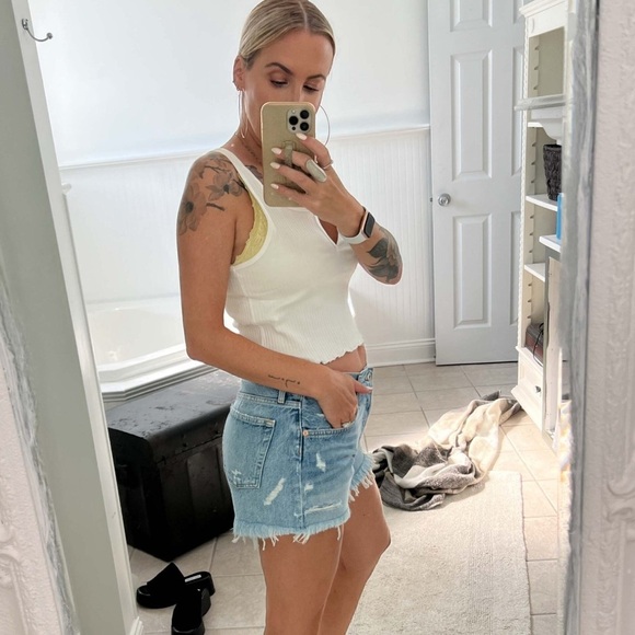 AGOLDE Parker Shorts in Swapmeet 28 - Picture 1 of 6